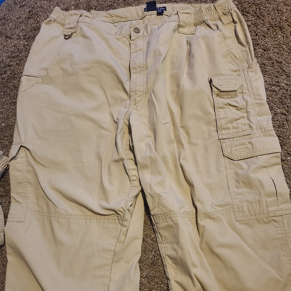 5.11 Tactical cargo pants in beige 42x30
